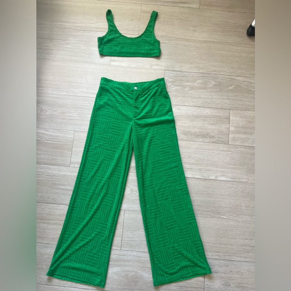 Super cute green set